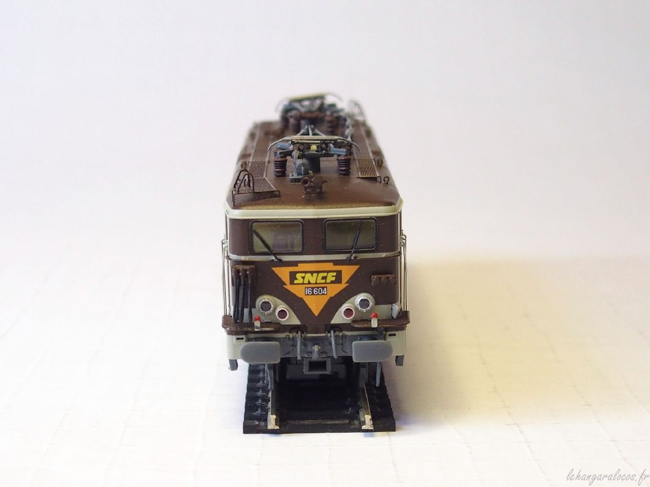 Locomotive BB 7000 LS MODELS ref. 10044 – Le Hangar A Locos