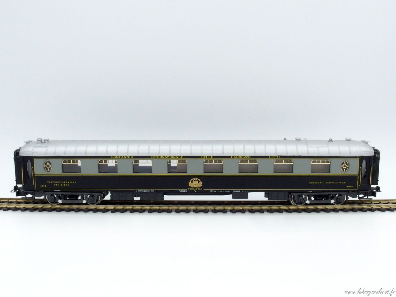 SPLENDIDE COFFRET 5 voitures Fourgons CIWL Orient-Express, ho RIVAROSSI