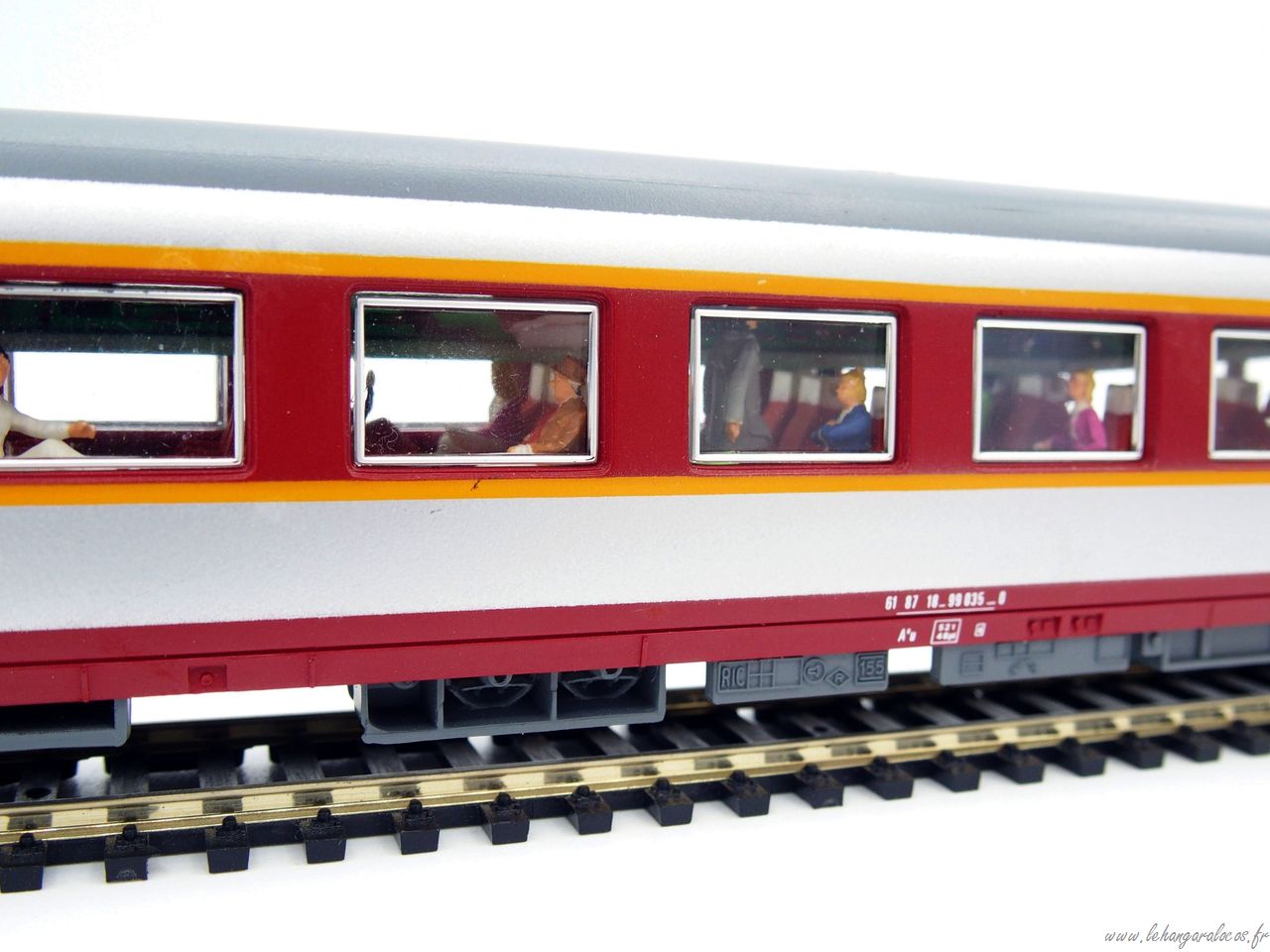 JOUEF VOITURE VOYAGEURS 1ière classe CORAIL+ 320200 NEUF (n°3) EUR 45